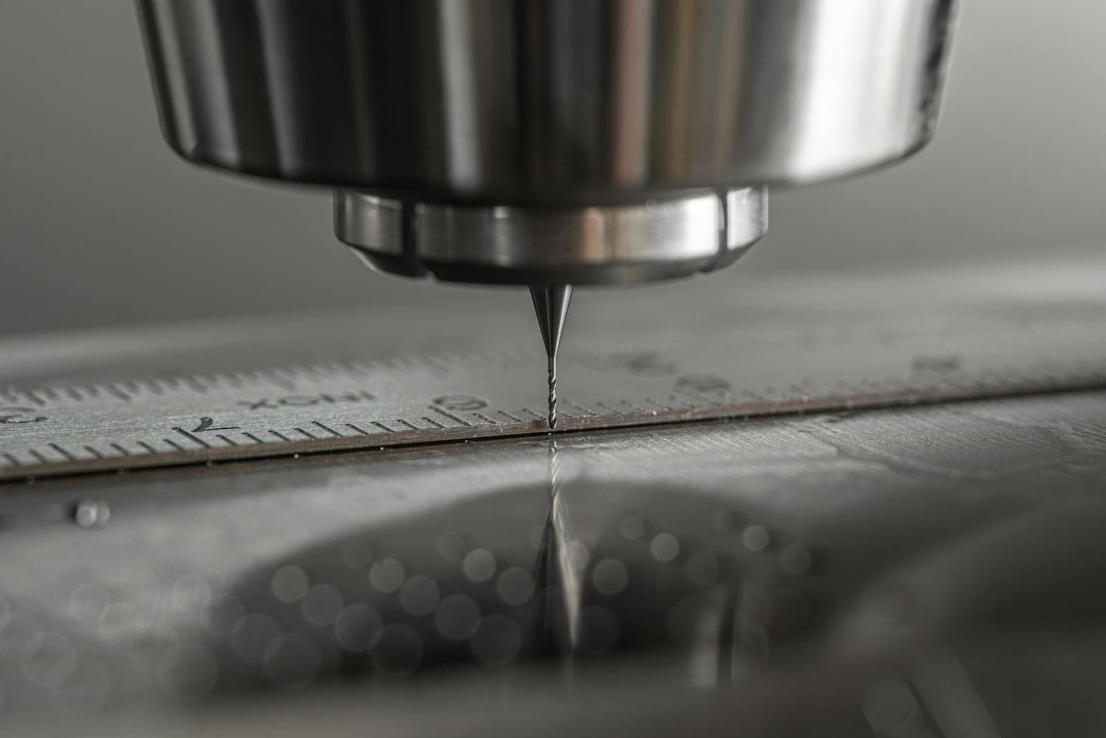 Taller de corte — metal